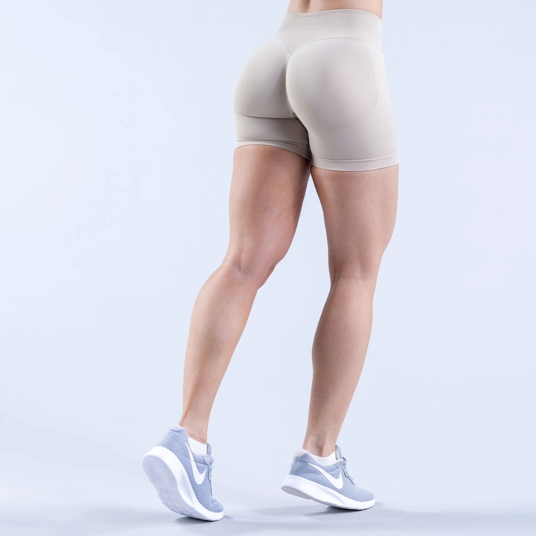 Women’s Quick Dry Seamless Scrunch Butt Yoga Shorts